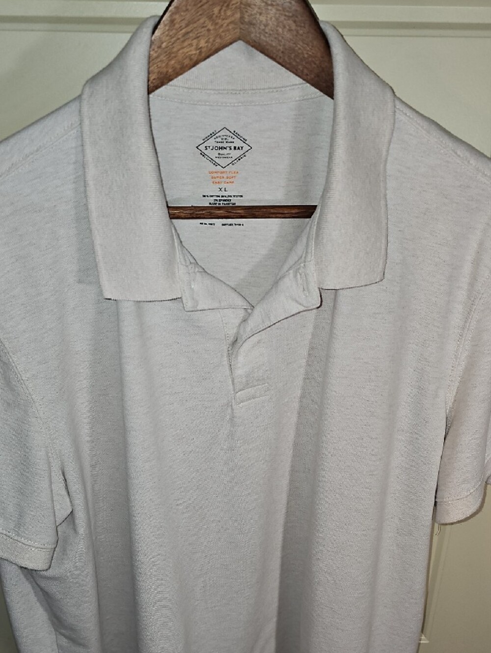 ST John's Bay Men's Cream Short-Sleeve Polo Size XL - Picture 4 of 6
